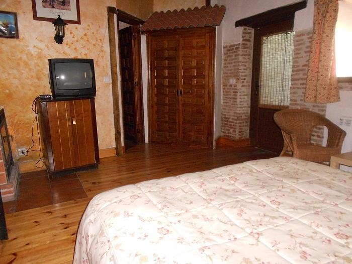 La Mesnadita Olmedo Ruang foto